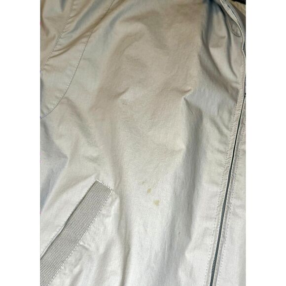 Vintage Light Gray Members Only Bomber Jacket | Size 46 | 80s Retro Icon - Picture 9 of 10